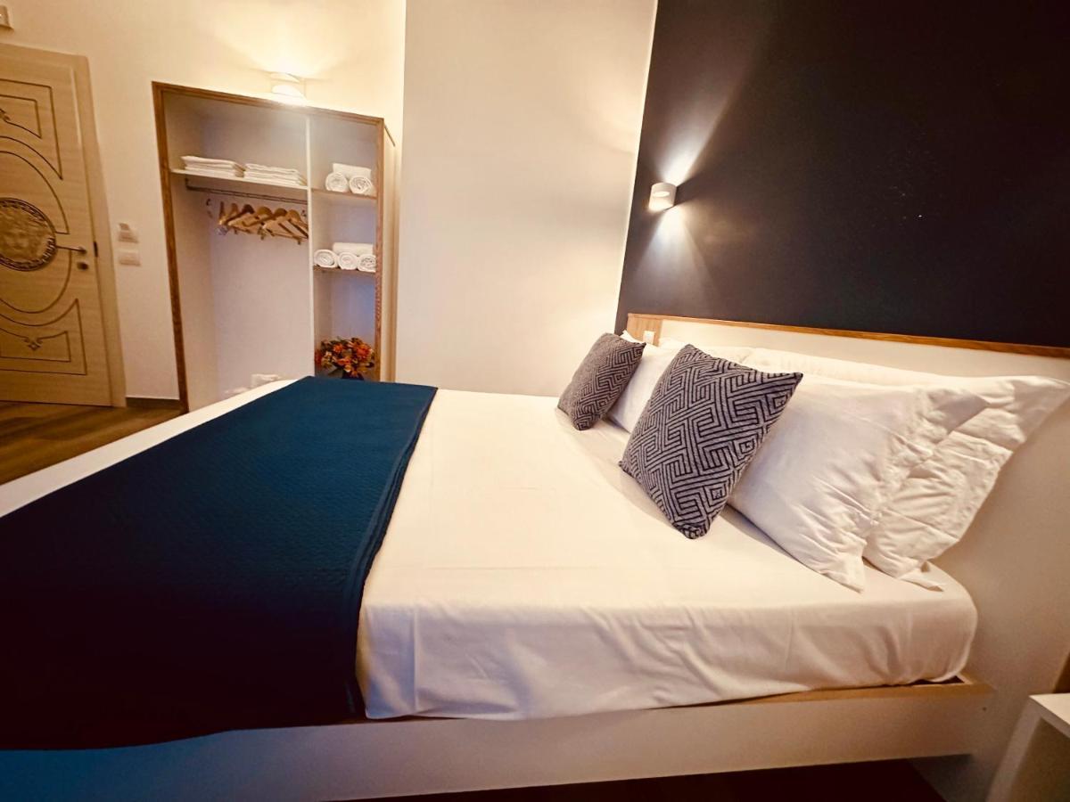 B&B The Sun - Family Rooms Тропея Экстерьер фото