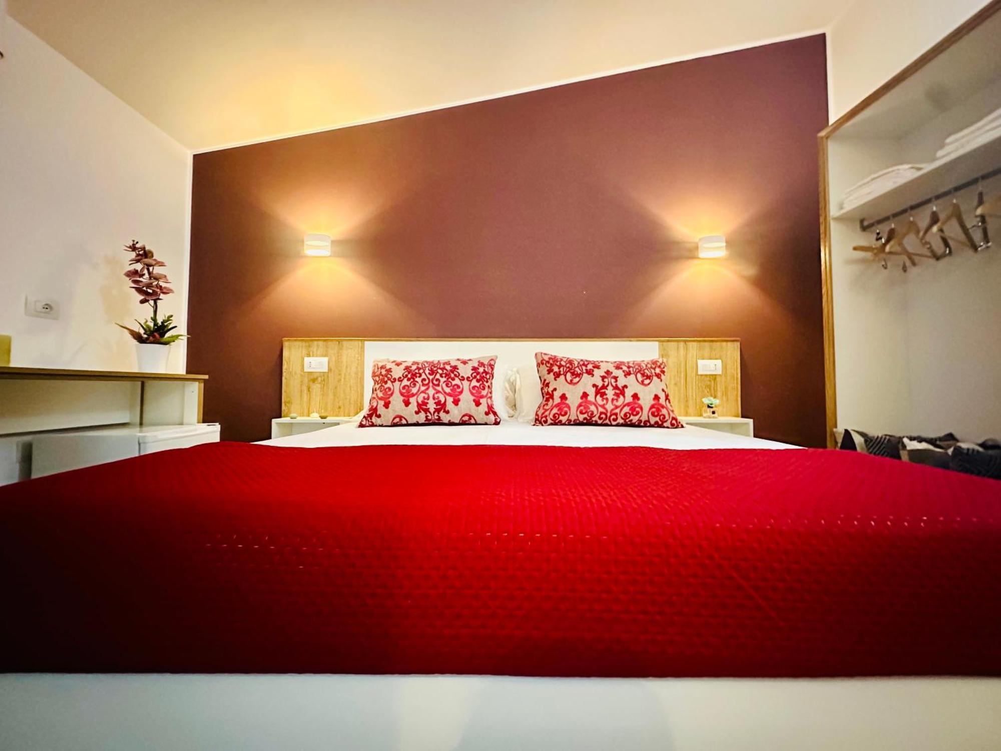 B&B The Sun - Family Rooms Тропея Экстерьер фото