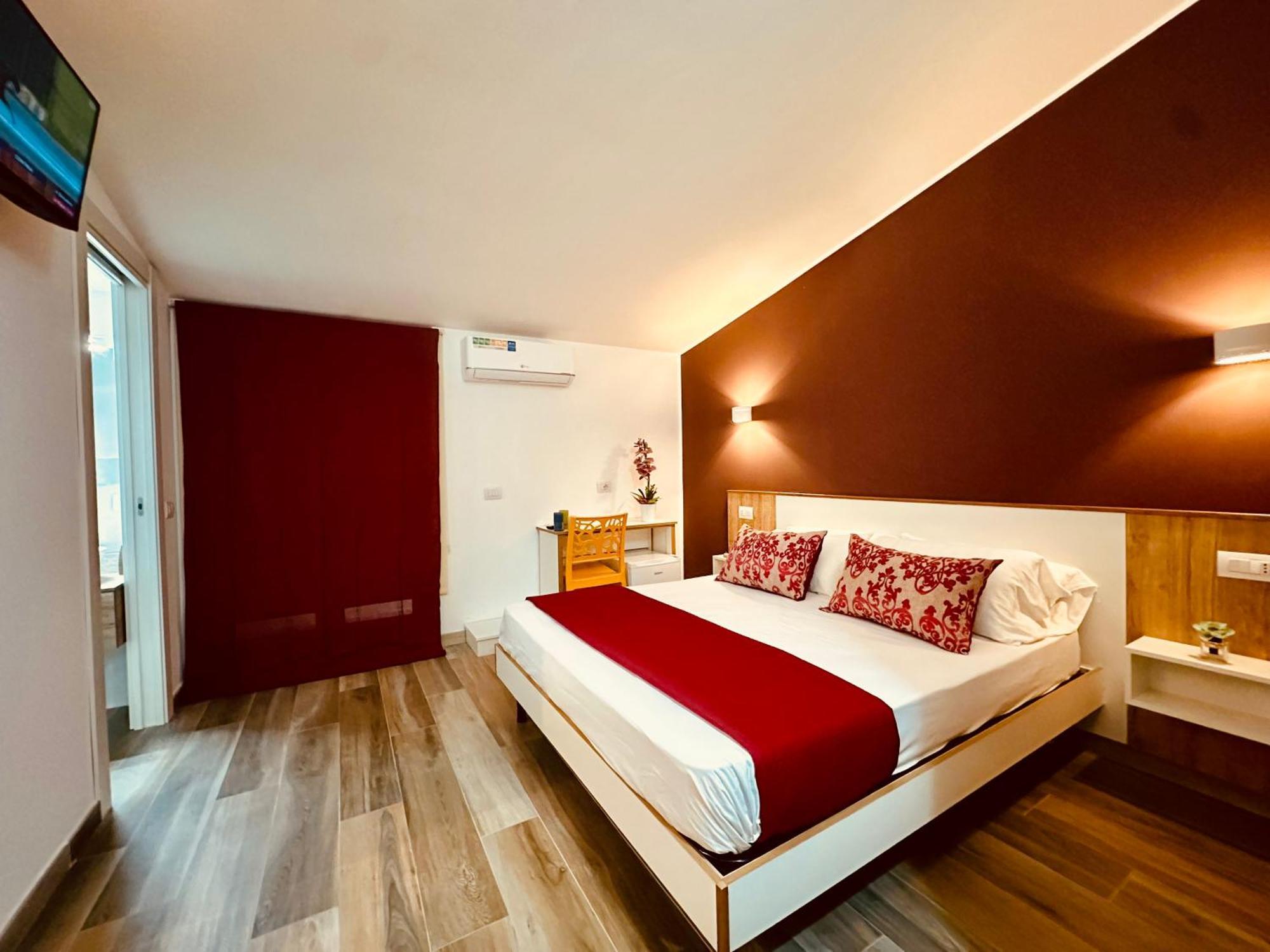 B&B The Sun - Family Rooms Тропея Экстерьер фото